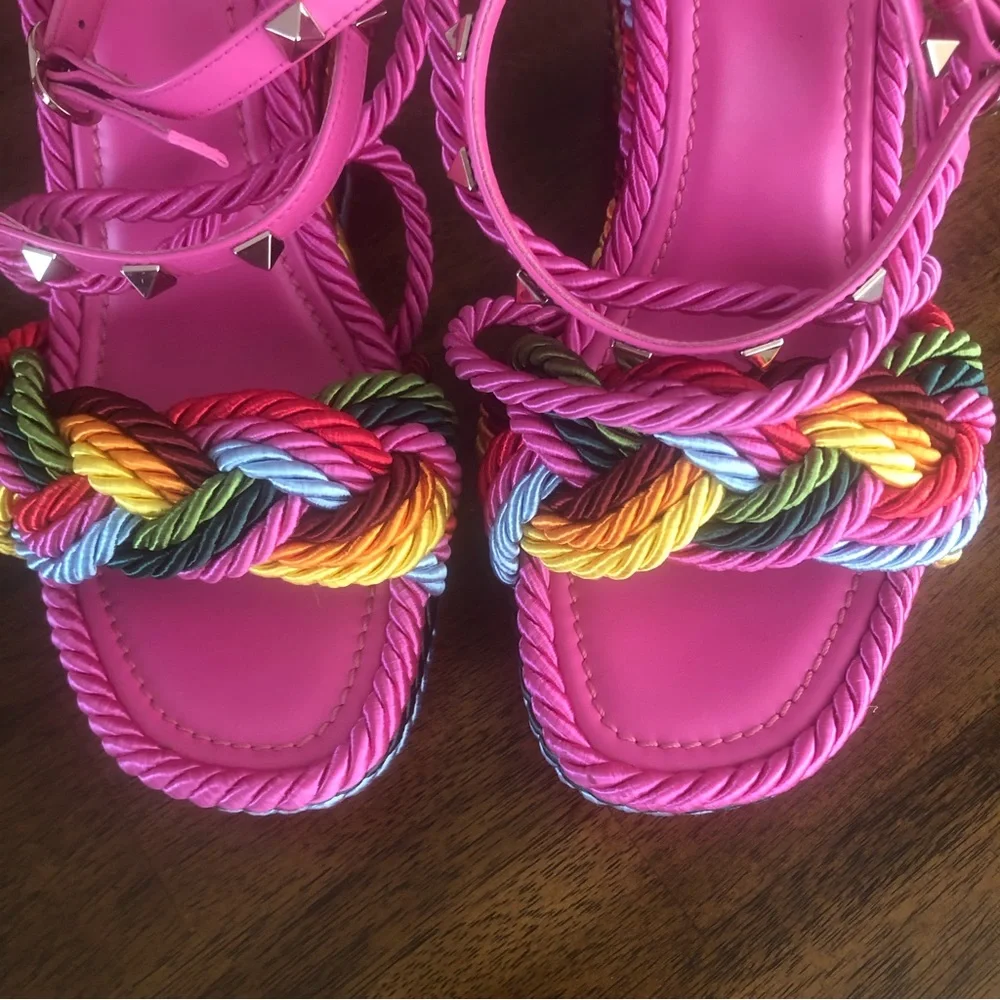 NIB $890 VALENTINO Rockstud Torchon Rainbow Platform Wedge Sandal - size 11 / 41